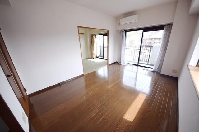 居室・リビング　★広々１１帖のＬＤＫ★