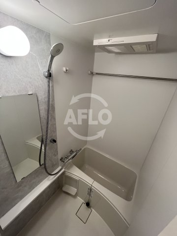 バス・シャワールーム　エスリードレジデンス大今里　浴室