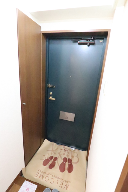 玄関　シューズボックス付きです