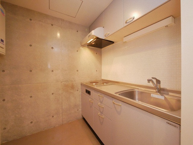 キッチン　人気で使用しやすい独立型キッチン採用です♪