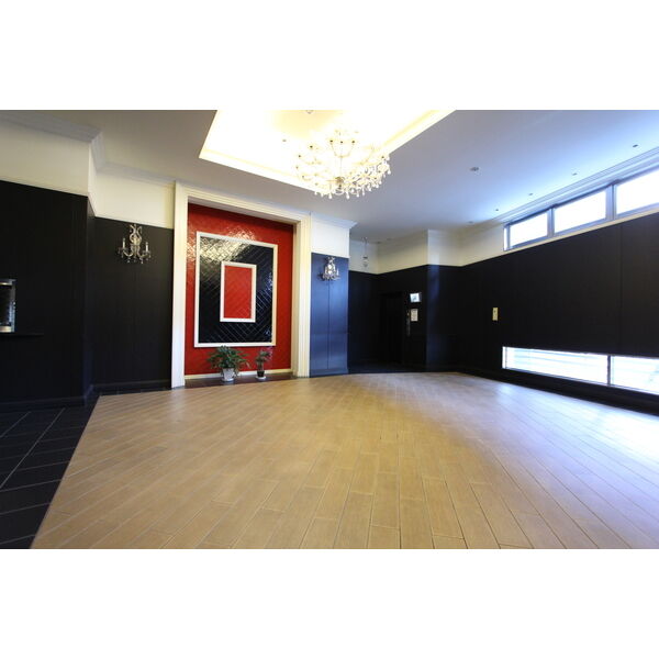 バス・シャワールーム　ロビー