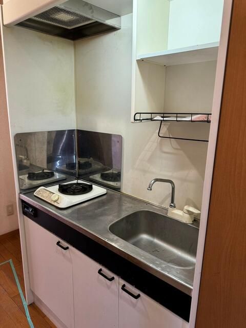 キッチン　※同建物別部屋参考写真