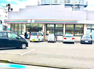 コンビニ　セブンイレブン宇都宮さいわい店（コンビニ）まで580m