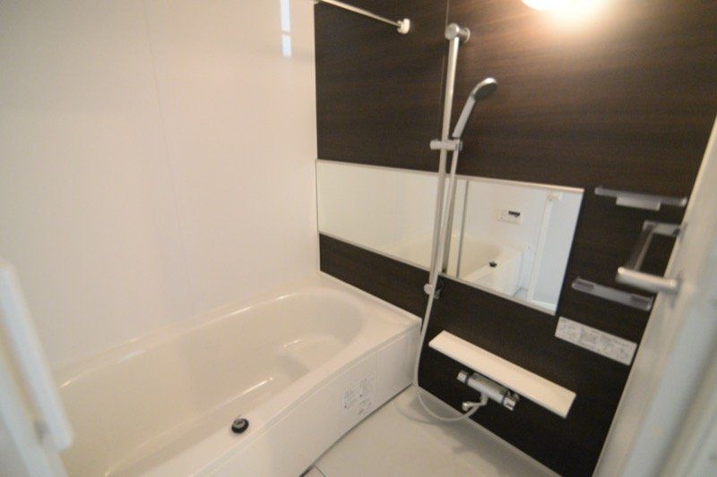 バス・シャワールーム　バス