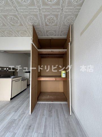 収納　※別部屋参考写真です