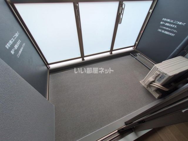 バルコニー