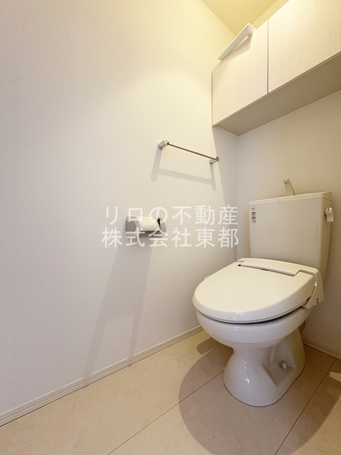 トイレ　洗浄・暖房便座付です！