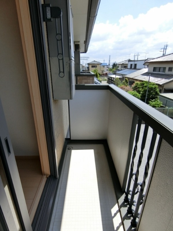 バルコニー　図面と現状に相違がある場合には現状を優先