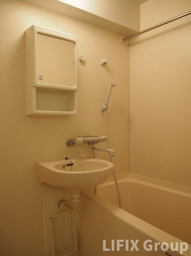 バス・シャワールーム　風呂