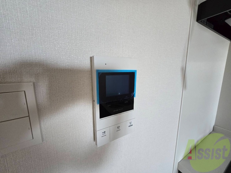 セキュリティ　ＴＶモニター付インターホンです。来客者の顔が見えるので安心！