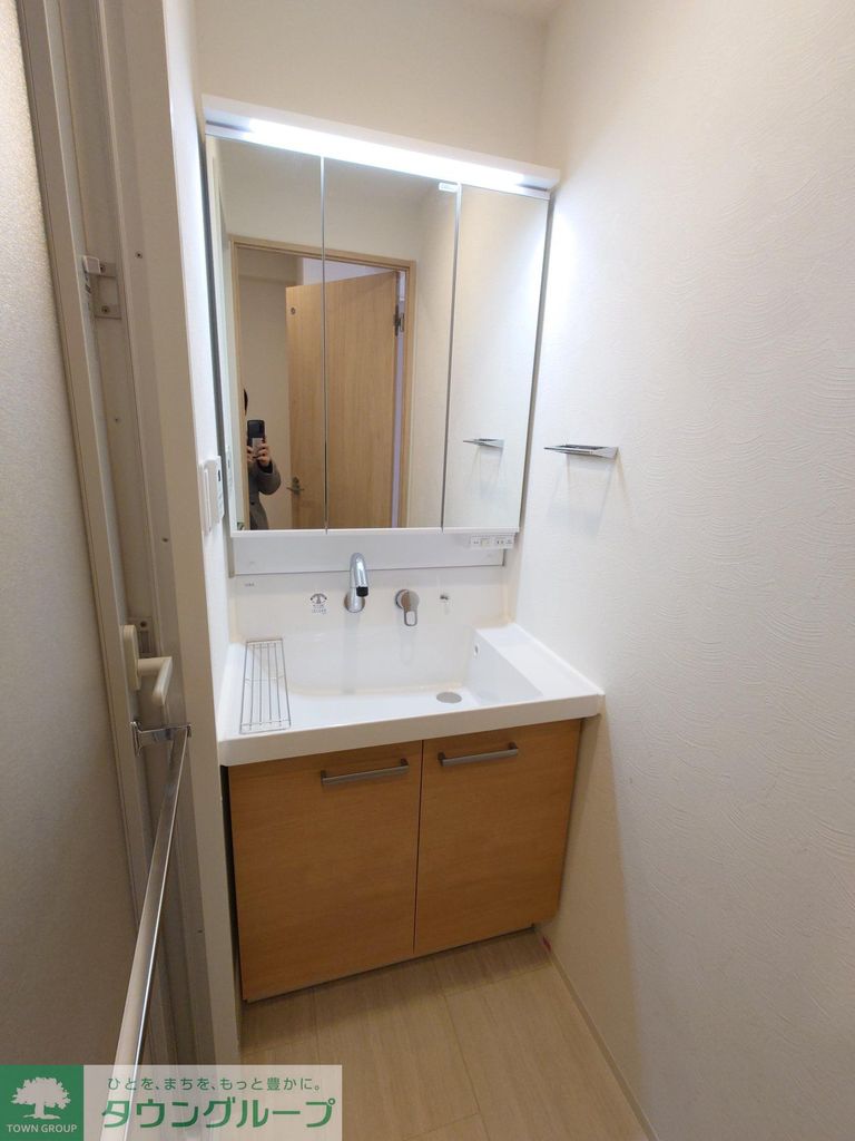 洗面設備　収納