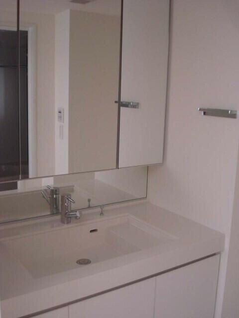 洗面設備　別タイプ部屋　参考写真です