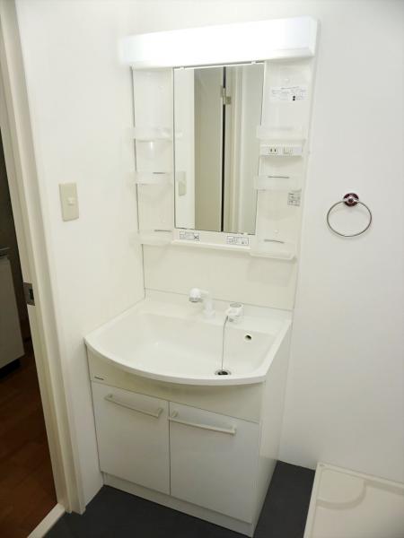 洗面設備　洗面所