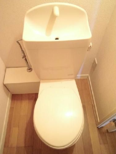 レオパレスクラージュのトイレ写真