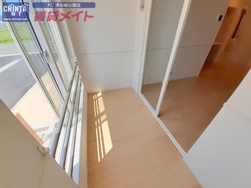 バルコニー　同型参考写真