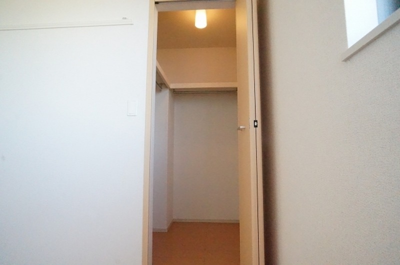 収納　図面と現状に相違がある場合には現状を優先