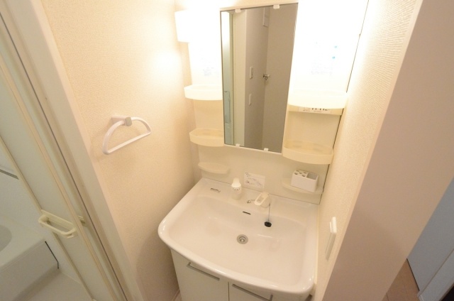 洗面設備　洗髪洗面化粧台付き♪