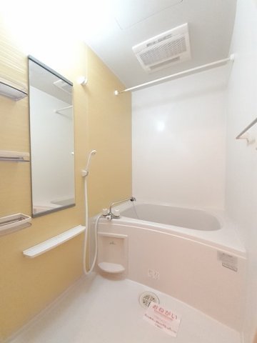 バス・シャワールーム　お風呂で日々の疲れを落としましょう