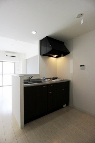 キッチン　コンパクトなキッチンで掃除もラクラク
