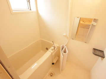 バス・シャワールーム　一日の疲れを癒してください