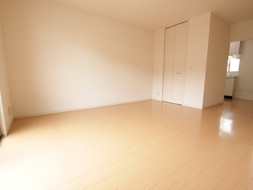 その他部屋・スペース　日当たり良好10.5帖の居室!