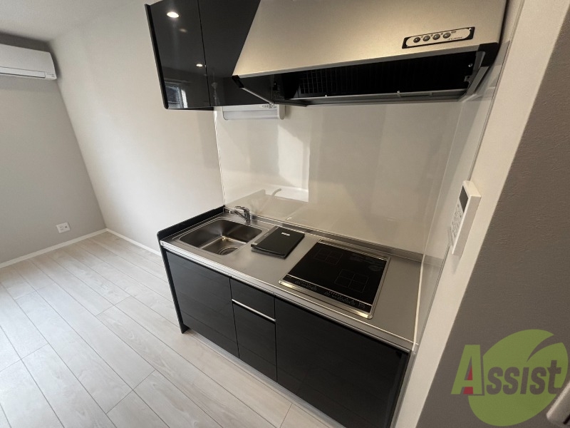 キッチン　キッチンはＩＨなのでお手入れがしやすそうですね。