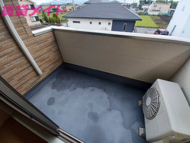 バルコニー　同タイプの部屋写真です。