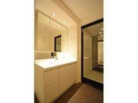 洗面設備　★《見学予約受け付け中》設備充実のハイグレード賃貸マンション
