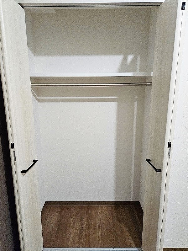 収納　同一マンション同型タイプ※床がホワイトになります