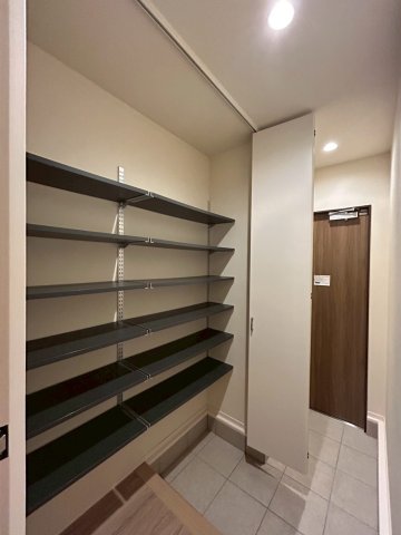 玄関　★玄関／別号室写真★