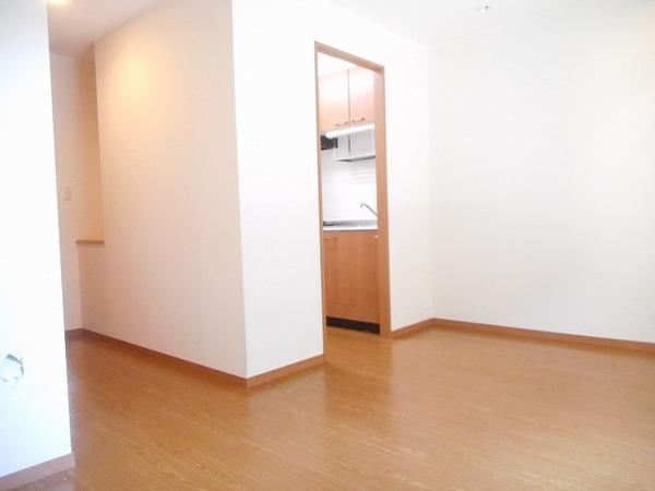 居室・リビング　広々リビングです！