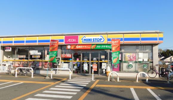 コンビニ　ミニストップ市川東高校前店（コンビニ）まで1373m