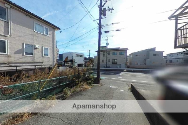 その他　前面道路（その他）まで0m