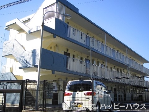 建物外観　インターネット無料マンション！コンビニ・スーパー近いです！