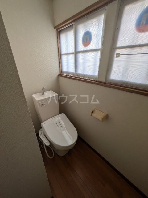 K様白子2丁目戸建てのトイレ写真