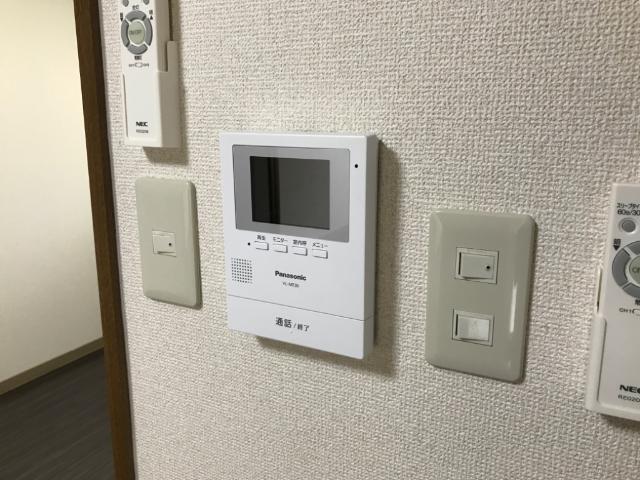 セキュリティ　カメラ付インターホン