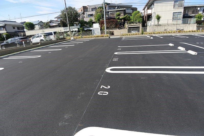 駐車場　駐車場