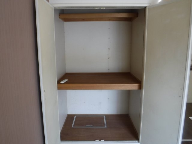 収納　他のお部屋の参考写真となります。