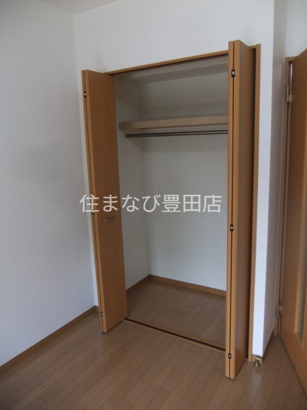 収納　同型別部屋写真