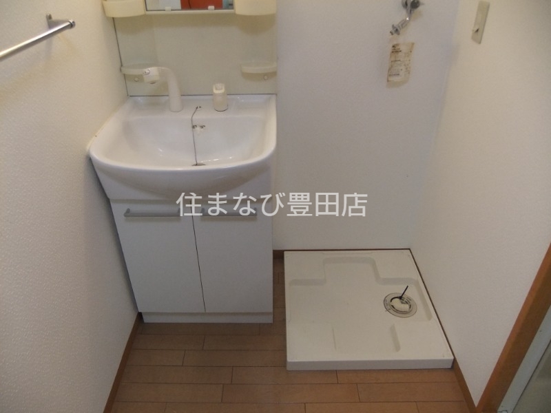 洗面設備　同型別部屋写真