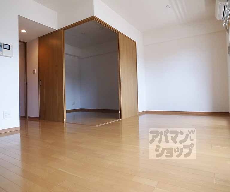 居室・リビング　南向きのリビングです！