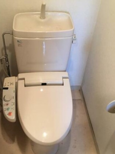 トイレ　シャワートイレ