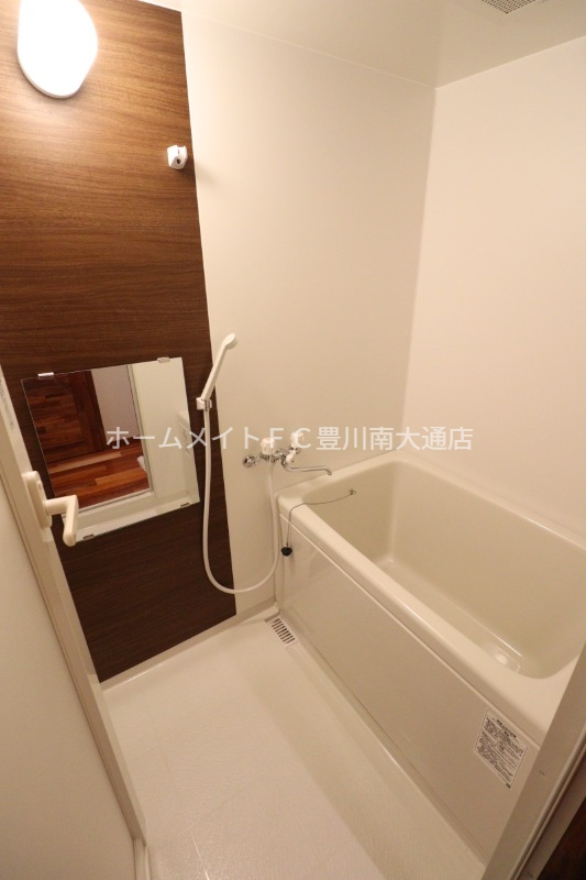 バス・シャワールーム　同型別部屋写真