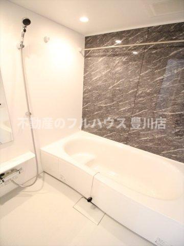 バス・シャワールーム　写真は別室同型タイプ
