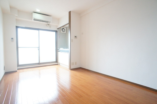 その他部屋・スペース　落ち着いた雰囲気で寝室向きのお部屋です♪