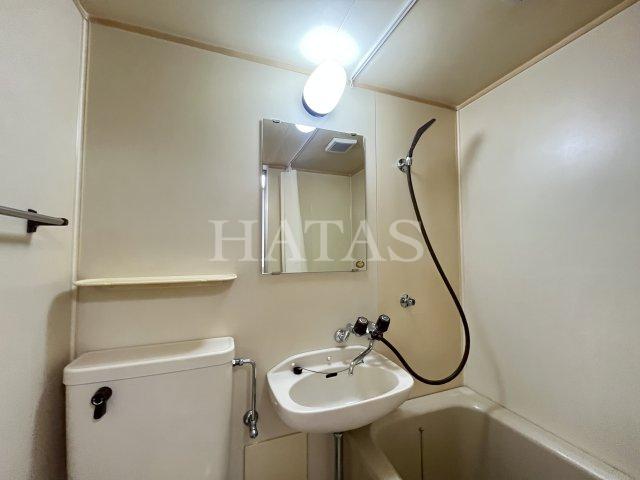 洗面設備　同物件別部屋です