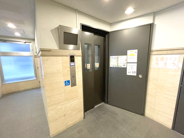 ロビー