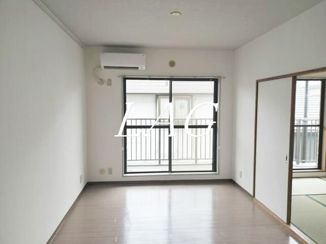 居室・リビング　洋室のお部屋です。