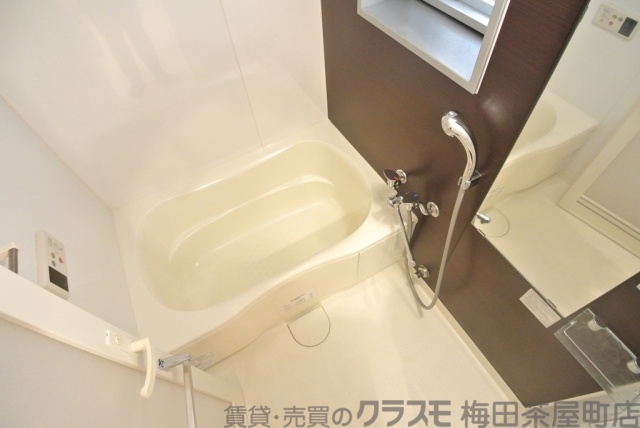バス・シャワールーム　風呂