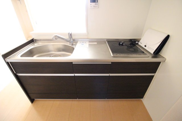 キッチン　※別部屋写真